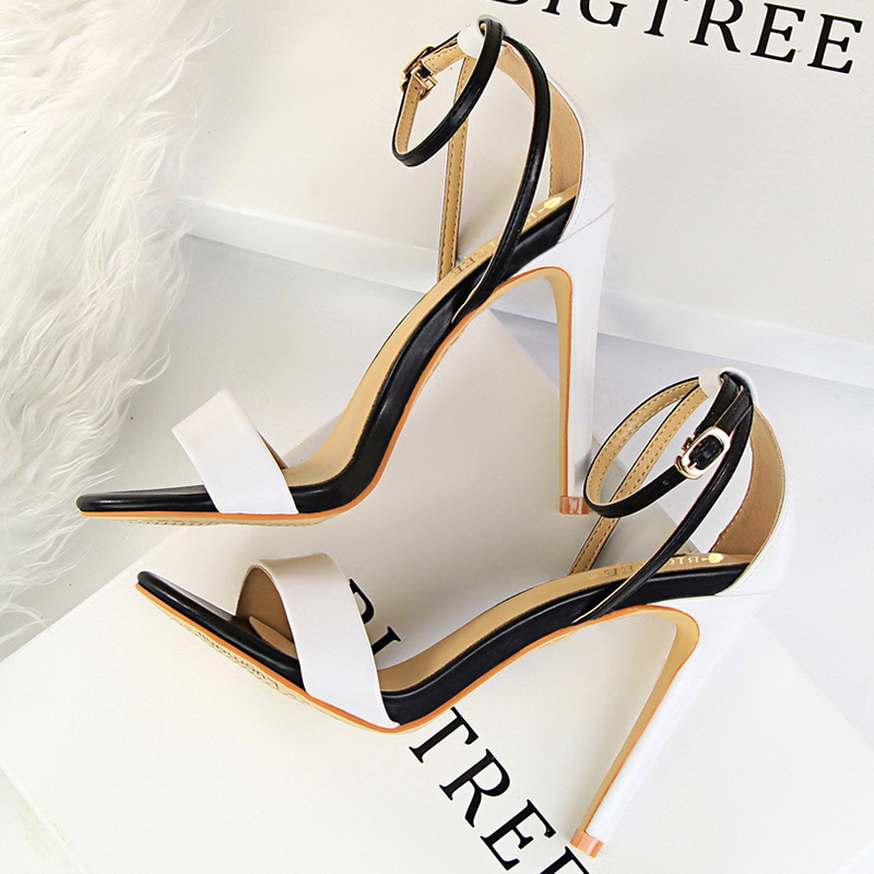 Sandali con tacco alto da donn - Ankle Strap Attachment recensione e prezzo