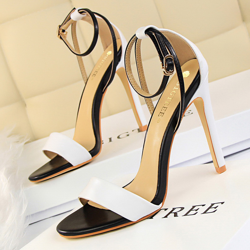 Sandali con tacco alto da donn - Ankle Strap Attachment recensione e prezzo